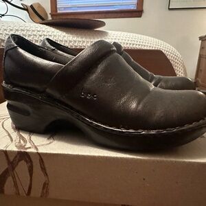 Born Concept Margaret Clogs Size 7